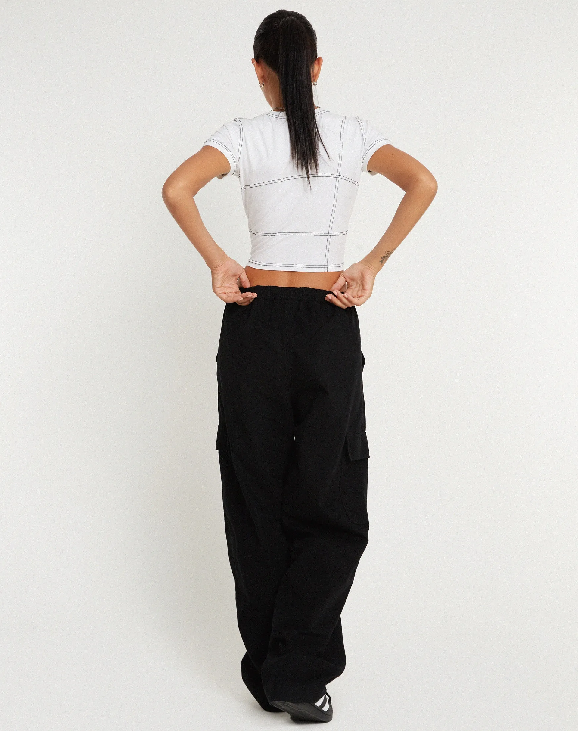 Geona Wide Leg Cargo Trouser in Black