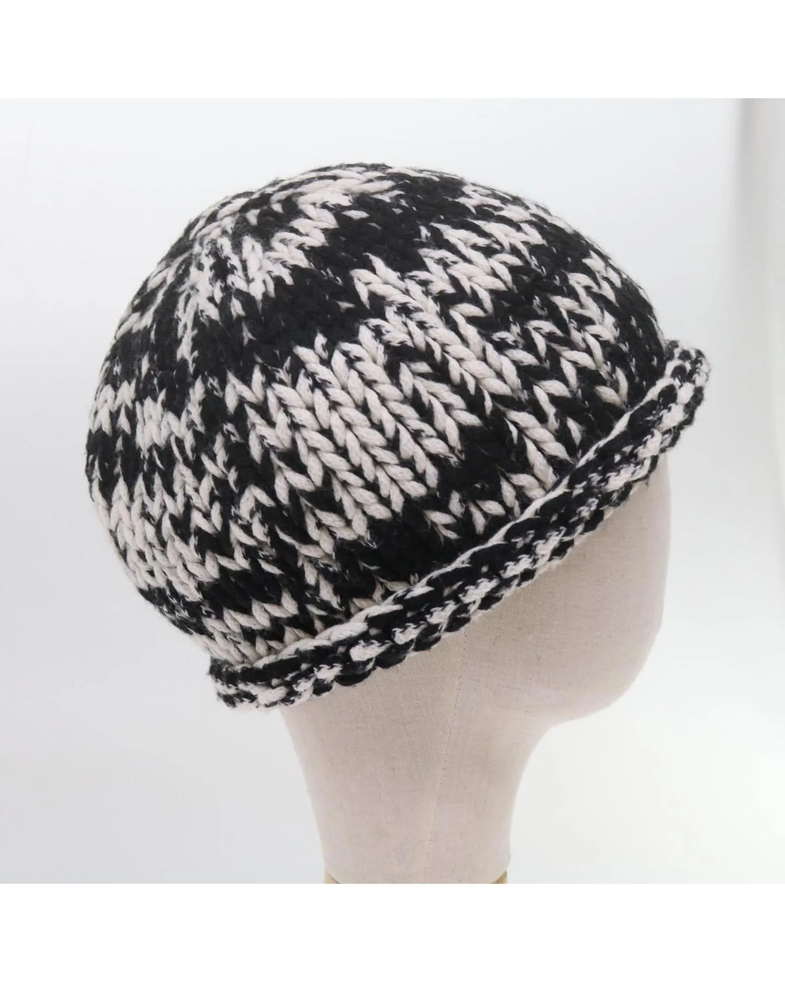 Knitted Fabrics Hat with Coco Mark in Black and White Wool by CHANEL